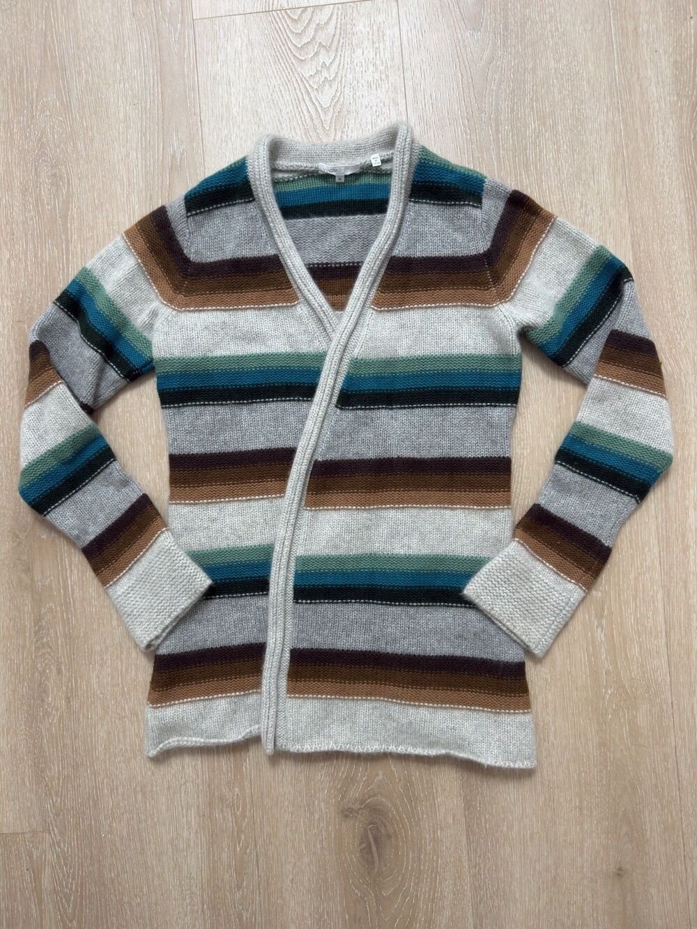 Vince 100% Cashmere Striped Cardigan Sweater M As Seen On Big Bang Theory Penny - Picture 12 of 16